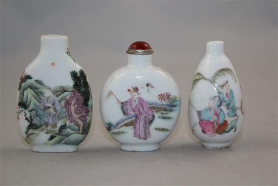 Three Chinese famille rose snuff bottles, 1830-1908, Richards no.s10 and 178